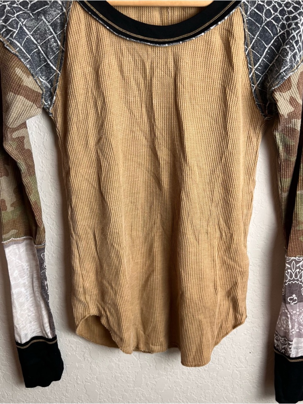 Free People We The Free Brightside Thermal Top S Camo Willow Print Womens - Picture 6 of 10